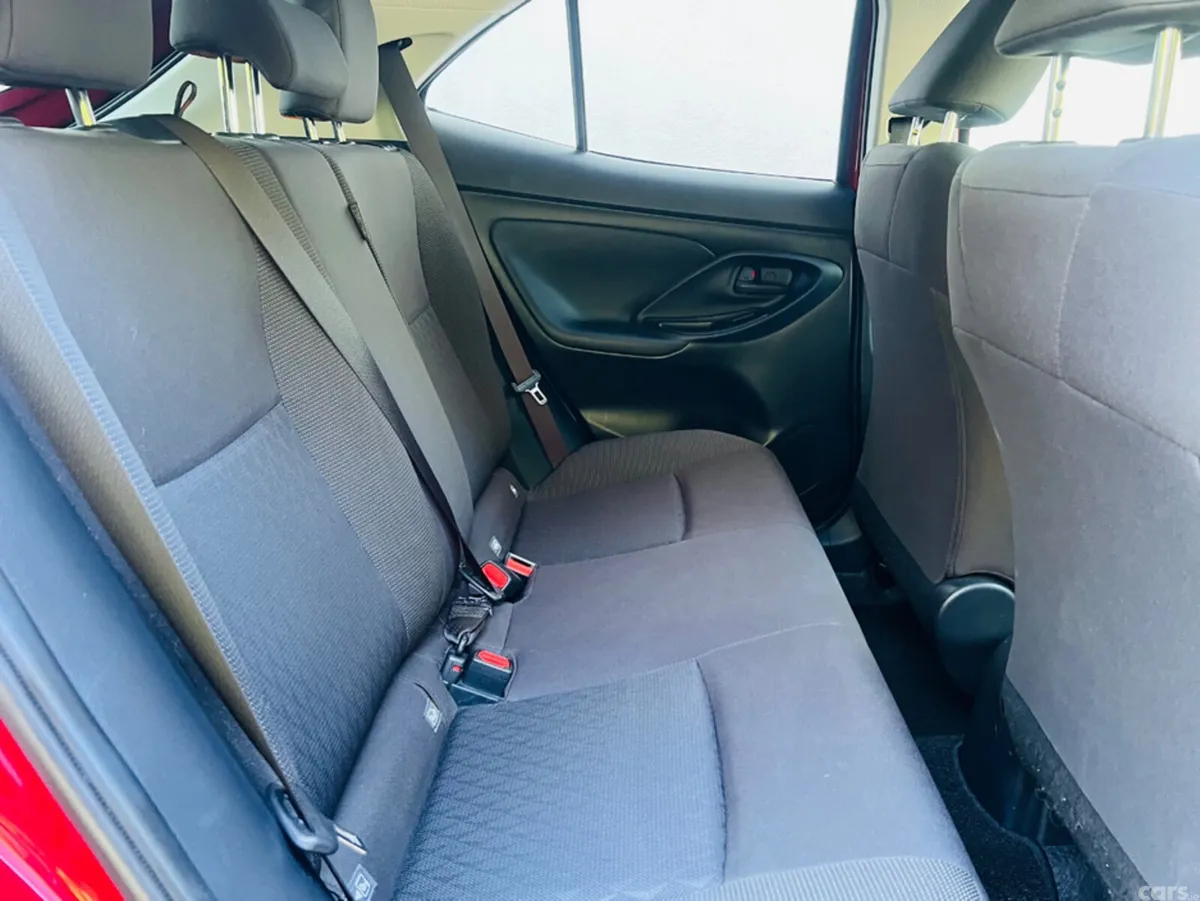 Toyota Yaris Cross Hatchback, Petrol Hybrid, 2021, Red