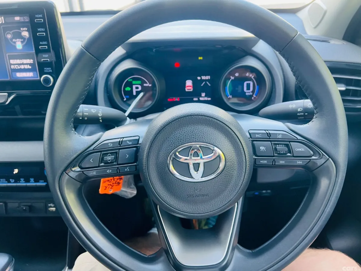 Toyota Yaris Cross Hatchback, Petrol Hybrid, 2021, Red