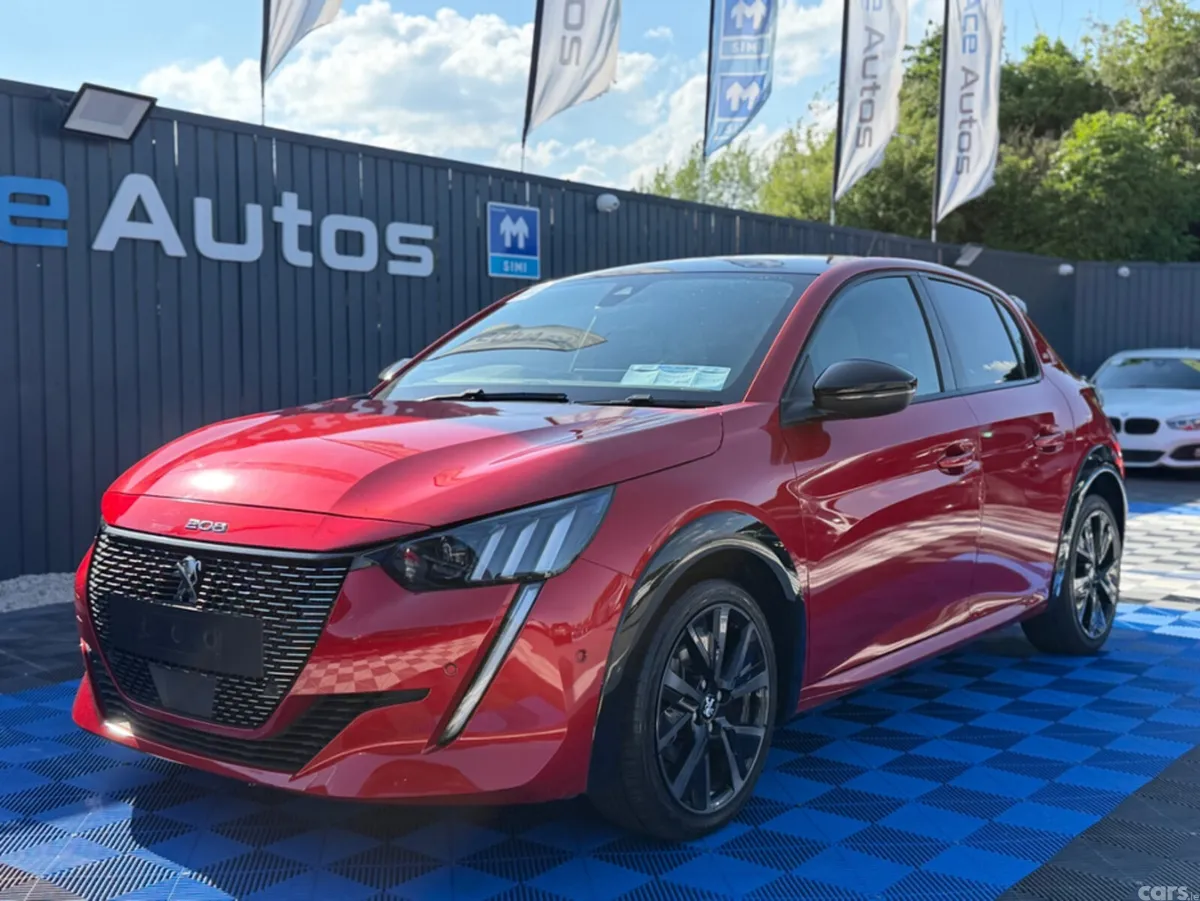 Peugeot 208 Hatchback, Petrol, 2021, Red