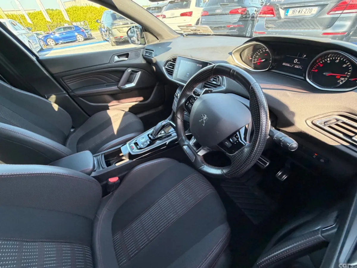 Peugeot 308 Hatchback, Diesel, 2020, Blue
