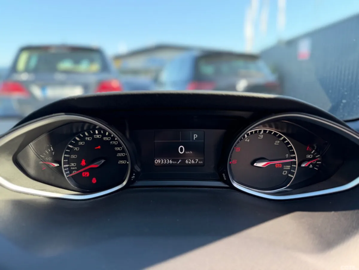 Peugeot 308 Hatchback, Diesel, 2020, Blue