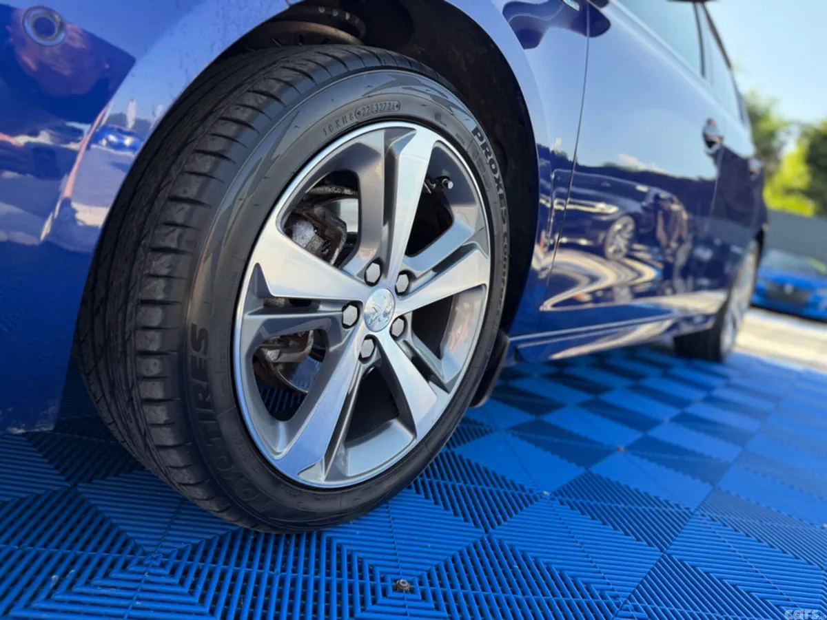 Peugeot 308 Hatchback, Diesel, 2020, Blue