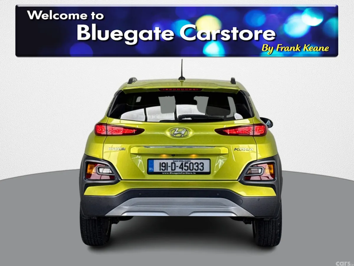 Hyundai KONA MPV, Petrol, 2019, Green