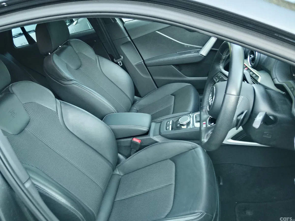 Audi Q2 SUV, Petrol, 2020, Grey