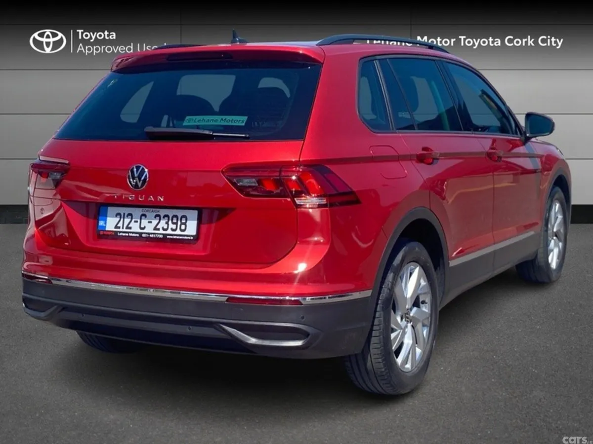 Volkswagen Tiguan Estate, Diesel, 2021, Red