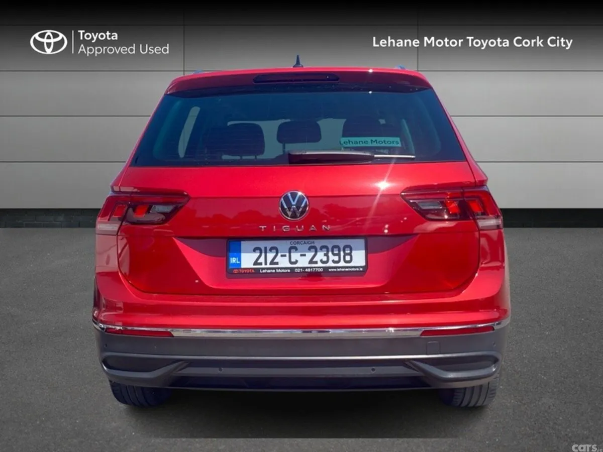 Volkswagen Tiguan Estate, Diesel, 2021, Red