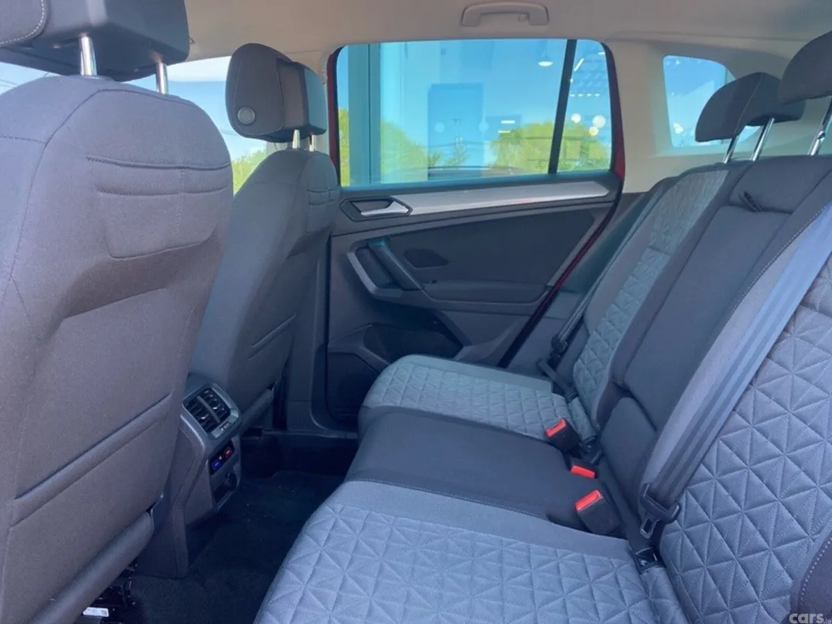 Volkswagen Tiguan Estate, Diesel, 2021, Red