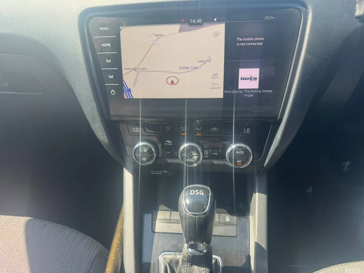 Skoda Octavia Saloon, Diesel, 2018, Grey