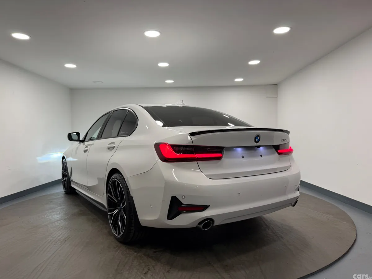 BMW 3-Series Saloon, Diesel, 2022, White