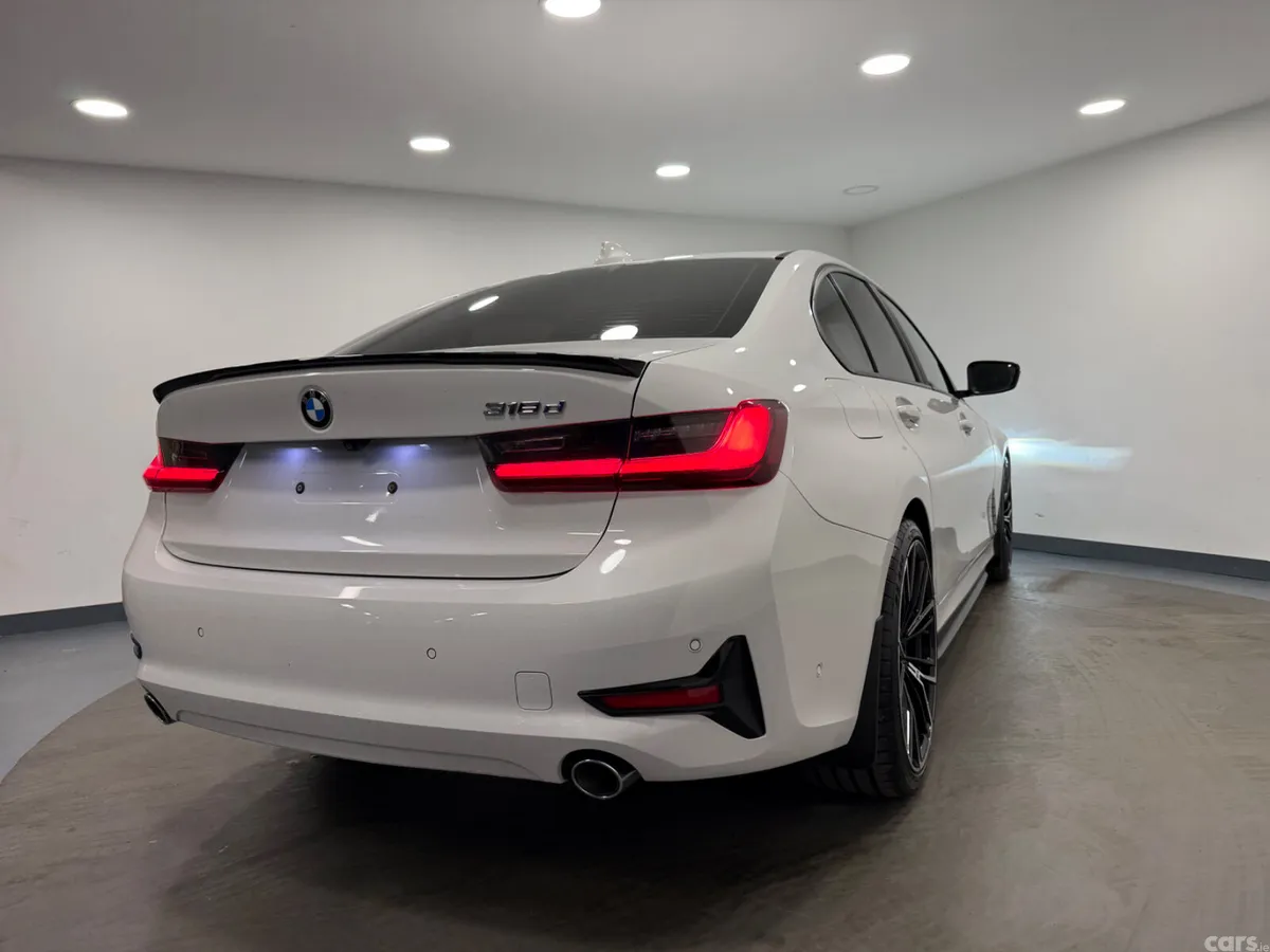 BMW 3-Series Saloon, Diesel, 2022, White