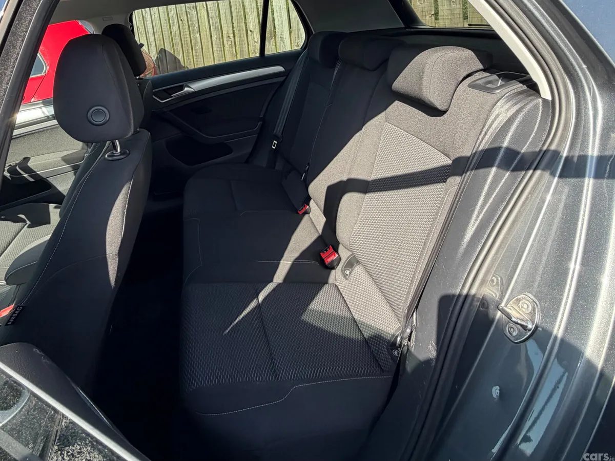Volkswagen Golf Estate, Diesel, 2019, Grey
