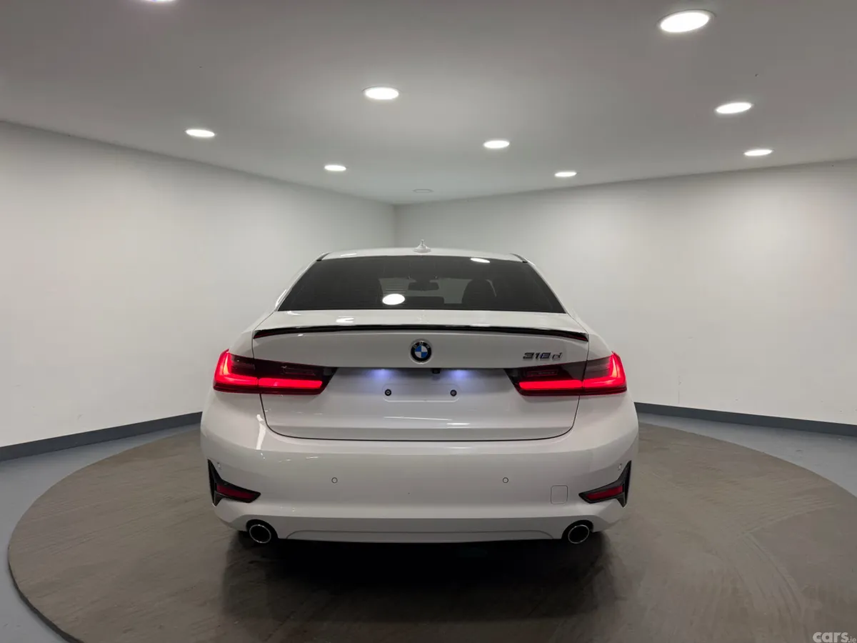 BMW 3-Series Saloon, Diesel, 2022, White