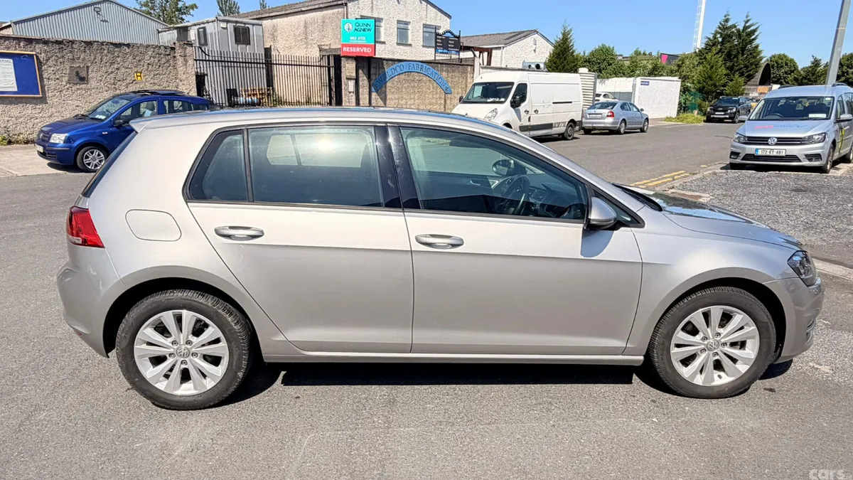 Volkswagen Golf Hatchback, Petrol, 2015, Silver