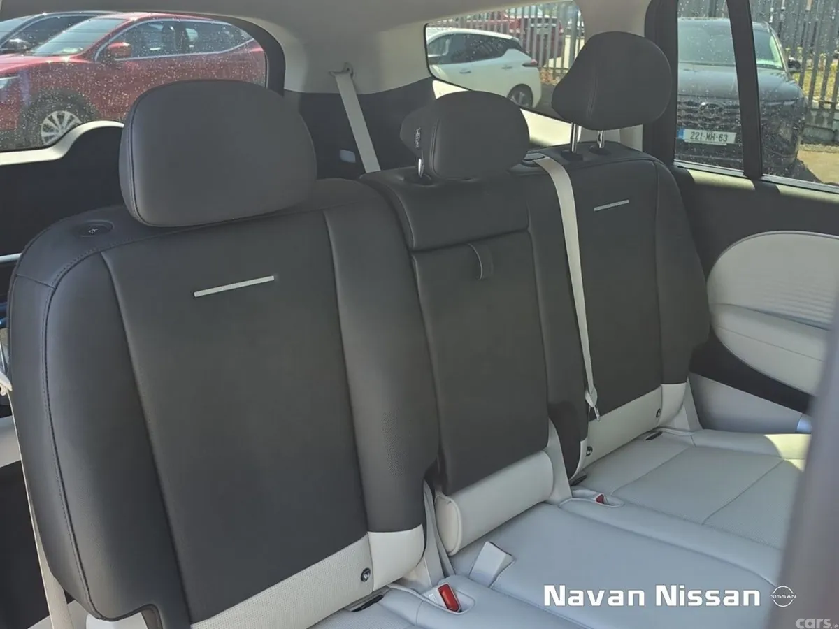 Hyundai IONIQ 9 MPV, Electric, 2026, Green