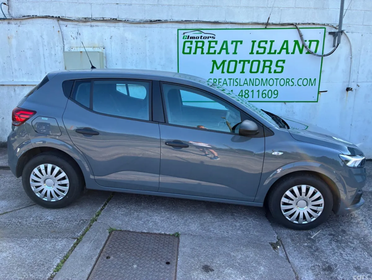 Dacia Sandero Hatchback, Petrol, 2024, Grey