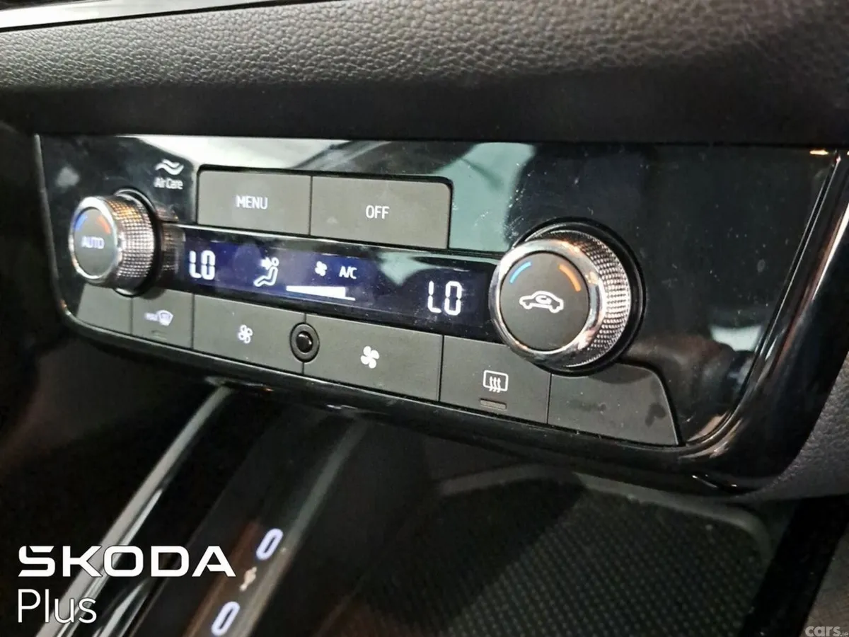 Skoda Kamiq Hatchback, Petrol, 2026, Silver