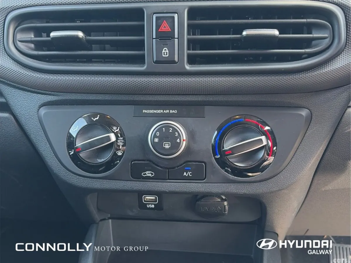Hyundai i10 Hatchback, Petrol, 2022, Grey