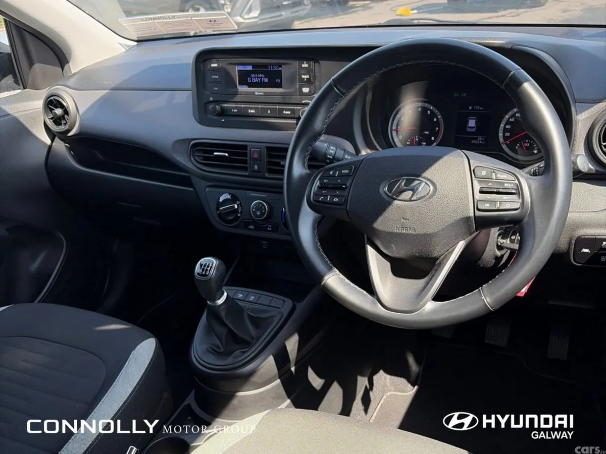 Hyundai i10 Hatchback, Petrol, 2022, Grey