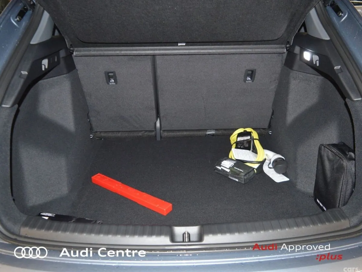 Audi Q4 e-tron SUV, Electric, 2026, Blue