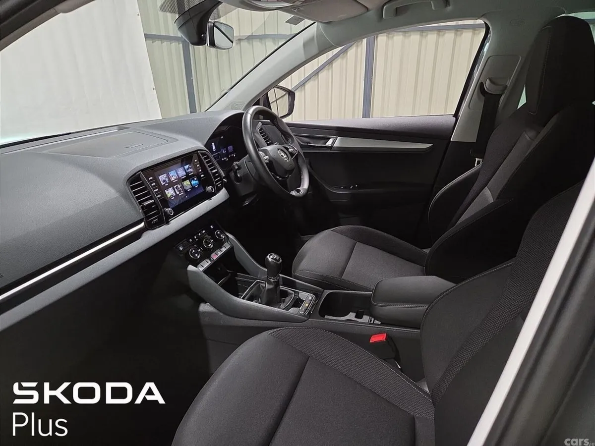 Skoda Karoq Estate, Petrol, 2024, Grey