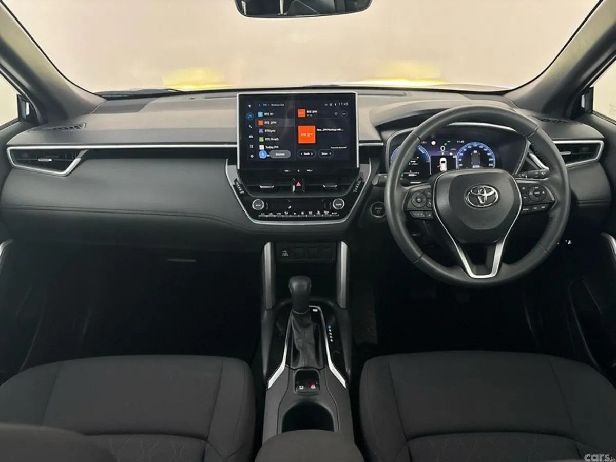 Toyota Corolla Cross Hatchback, Petrol Hybrid, 2024, Black