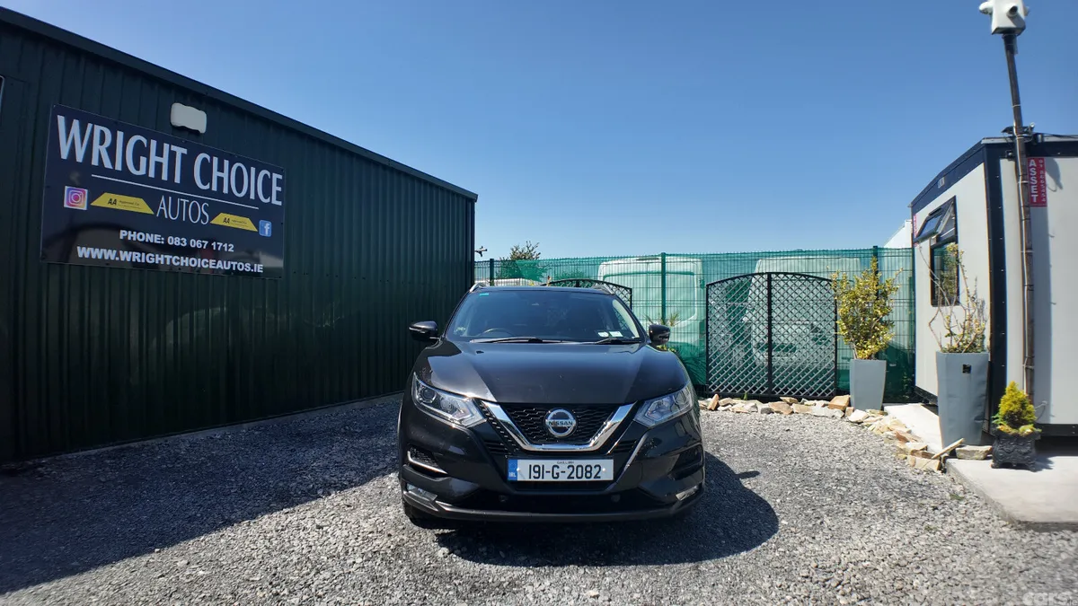 Nissan Qashqai MPV, Diesel, 2019, Black