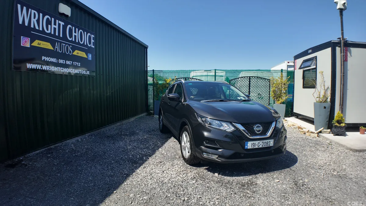 Nissan Qashqai MPV, Diesel, 2019, Black