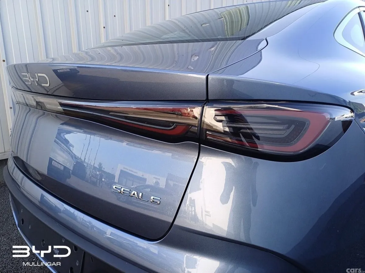 BYD Seal 6 Saloon, Petrol Plug-in Hybrid, 2027, Blue