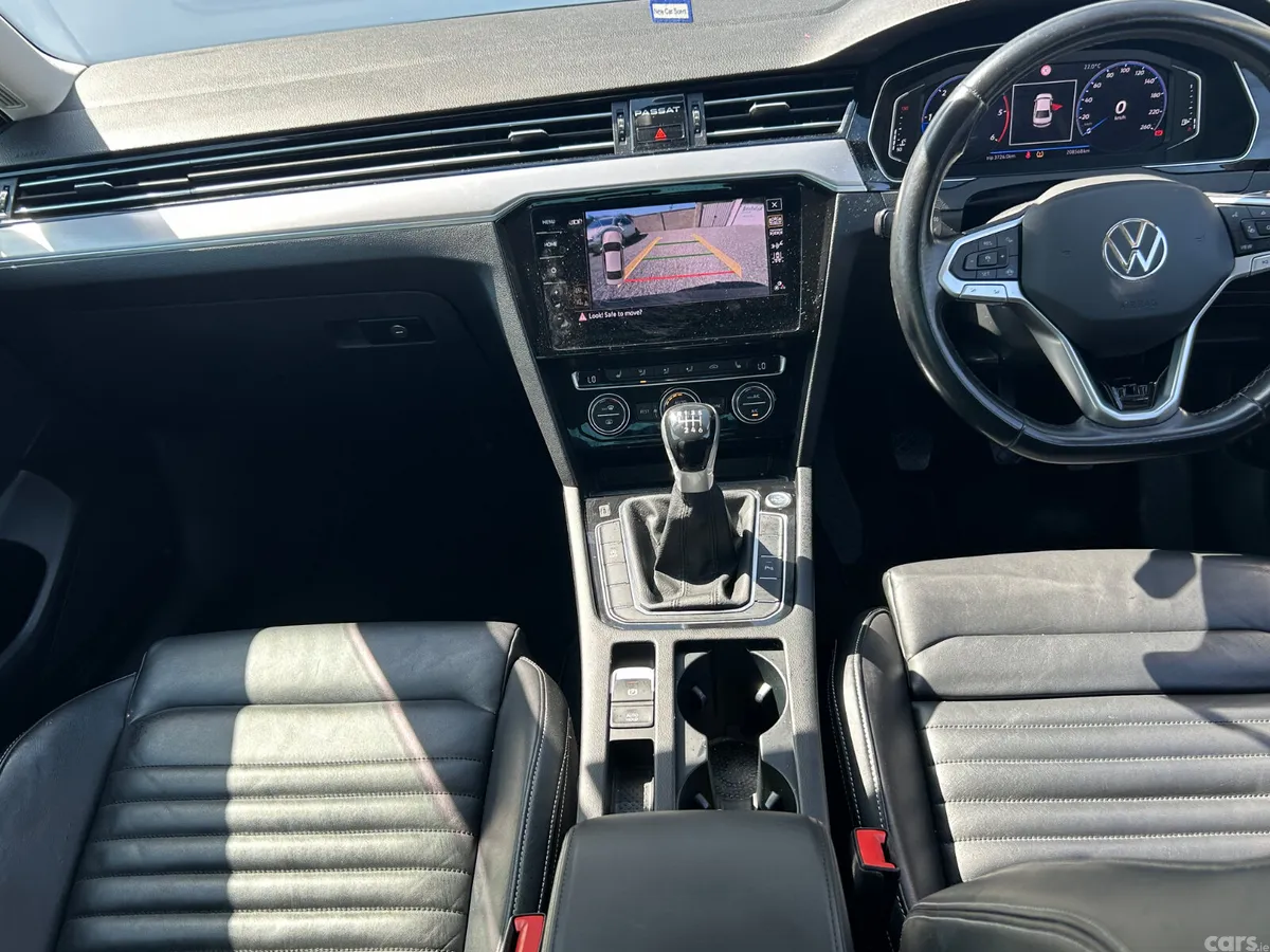 Volkswagen Passat Saloon, Diesel, 2020, Grey