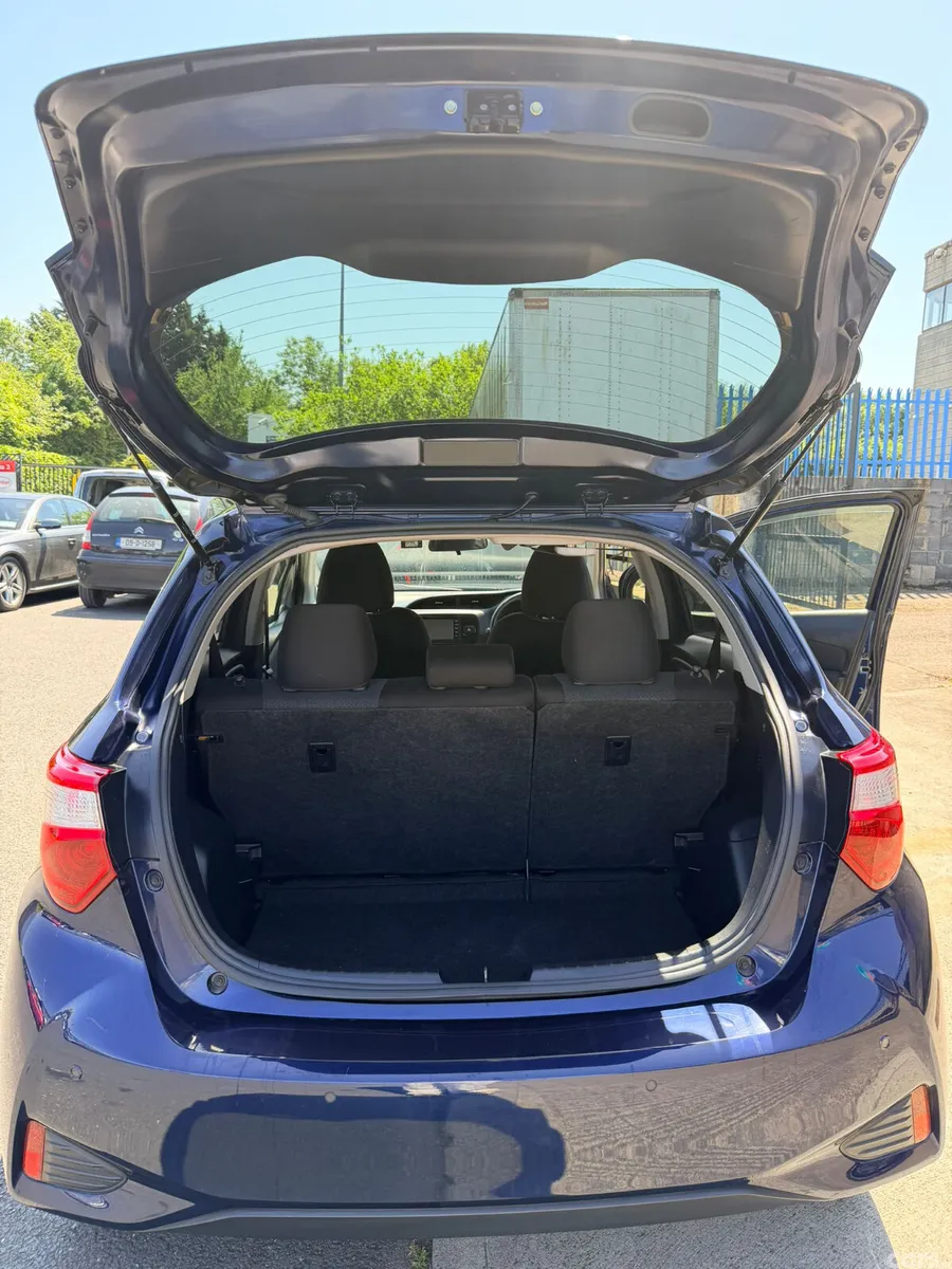 Toyota Vitz Hatchback, Petrol Hybrid, 2019, Blue