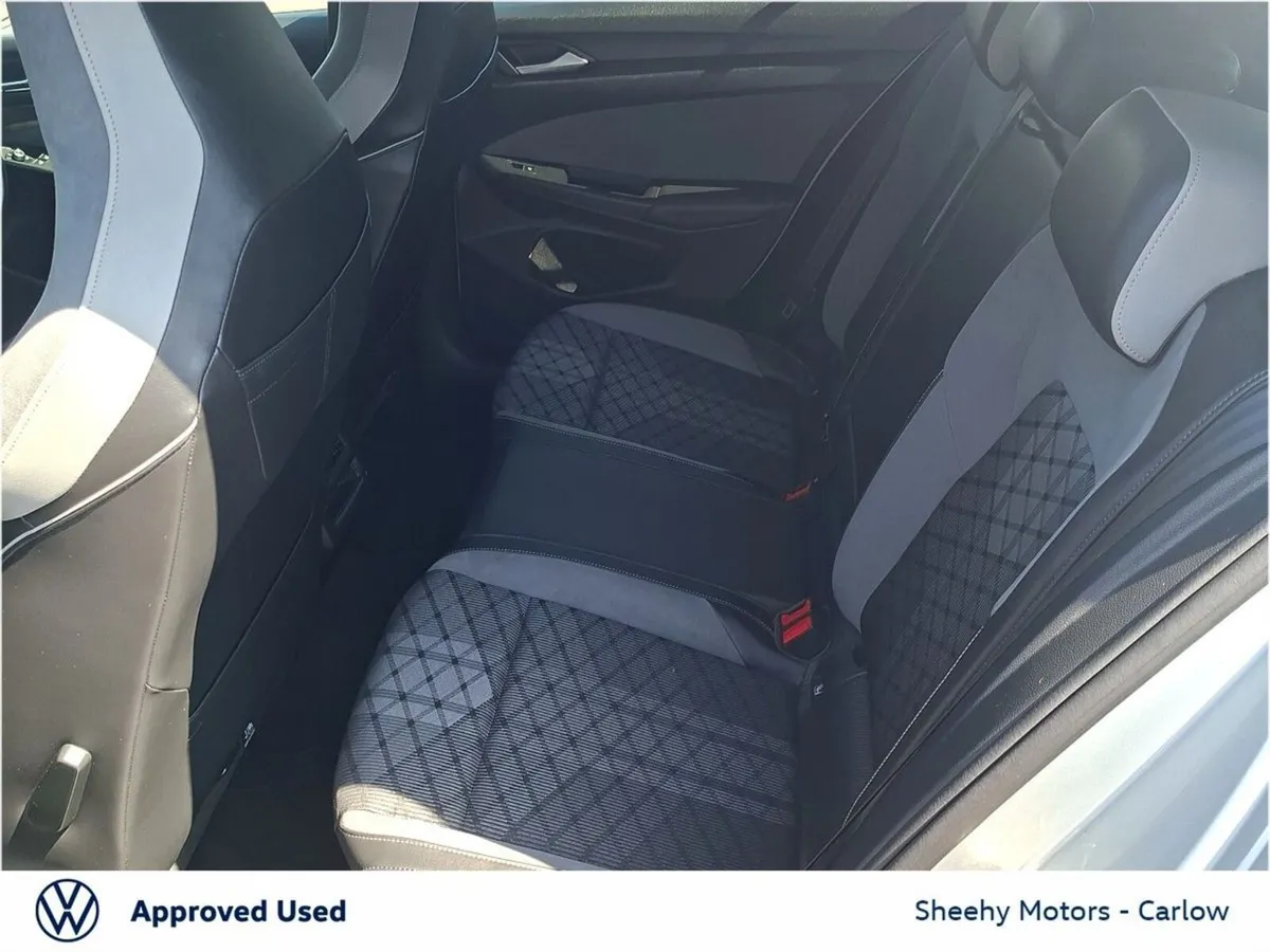 Volkswagen Golf Hatchback, Diesel, 2024, Silver