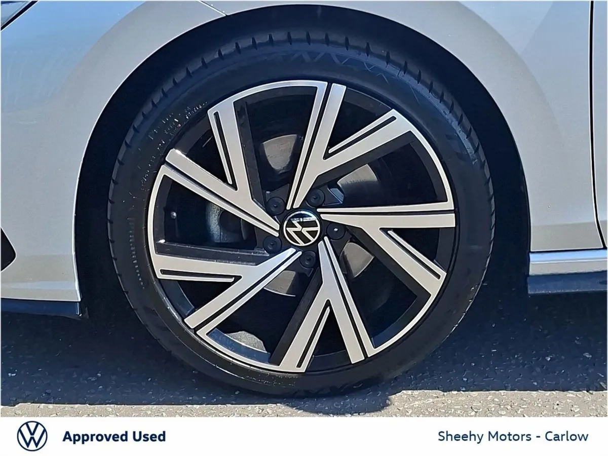 Volkswagen Golf Hatchback, Diesel, 2024, Silver