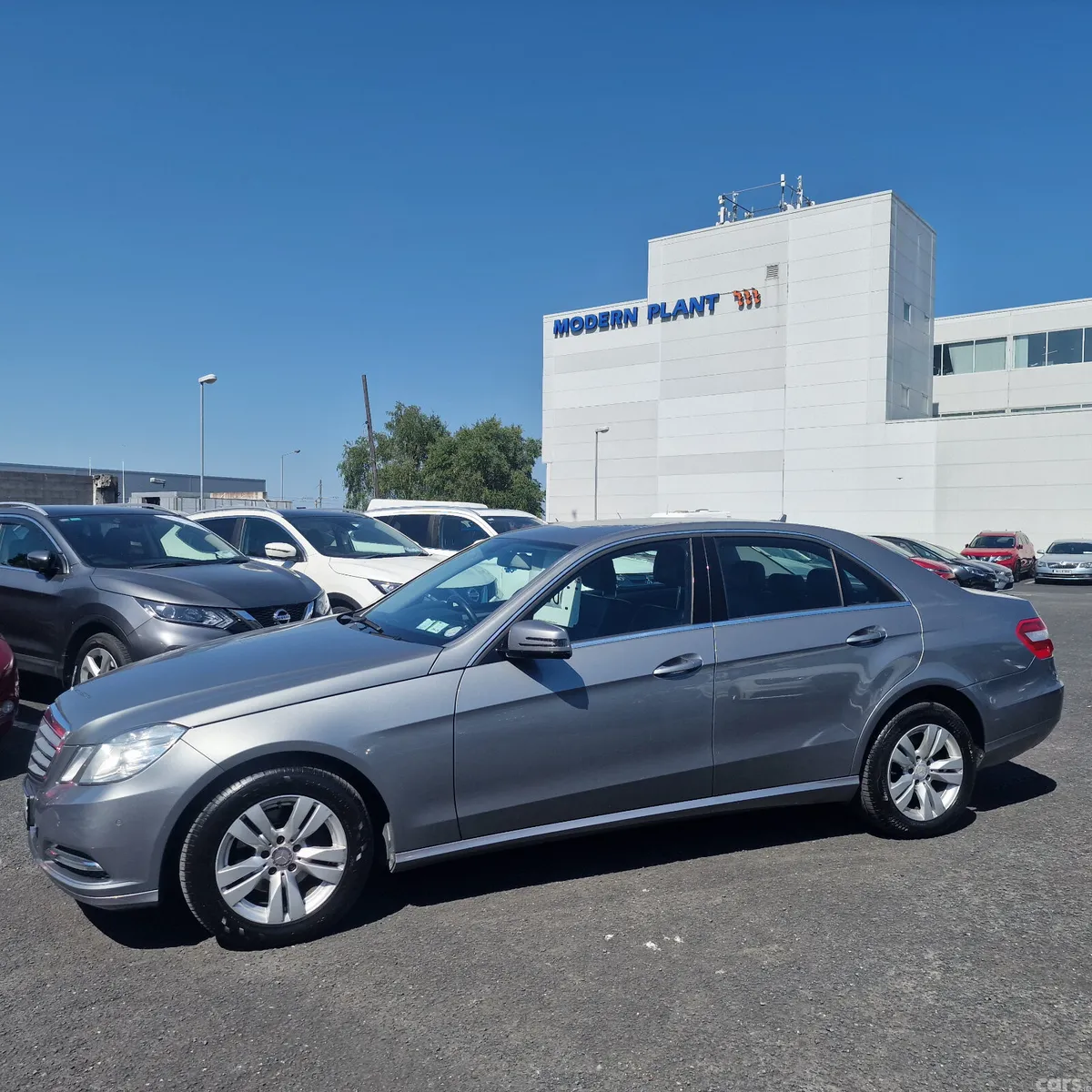 Mercedes-Benz E-Class Saloon, Diesel, 2013, Silver