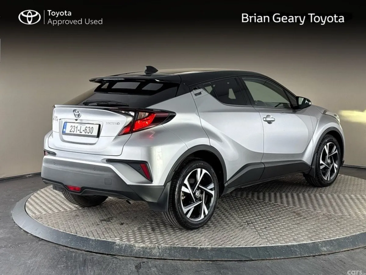 Toyota C-HR SUV, Petrol Hybrid, 2023, Grey