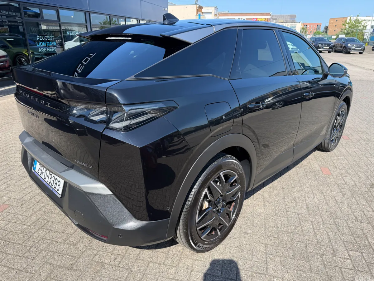 Peugeot 3008 MPV, Petrol Hybrid, 2025, Black