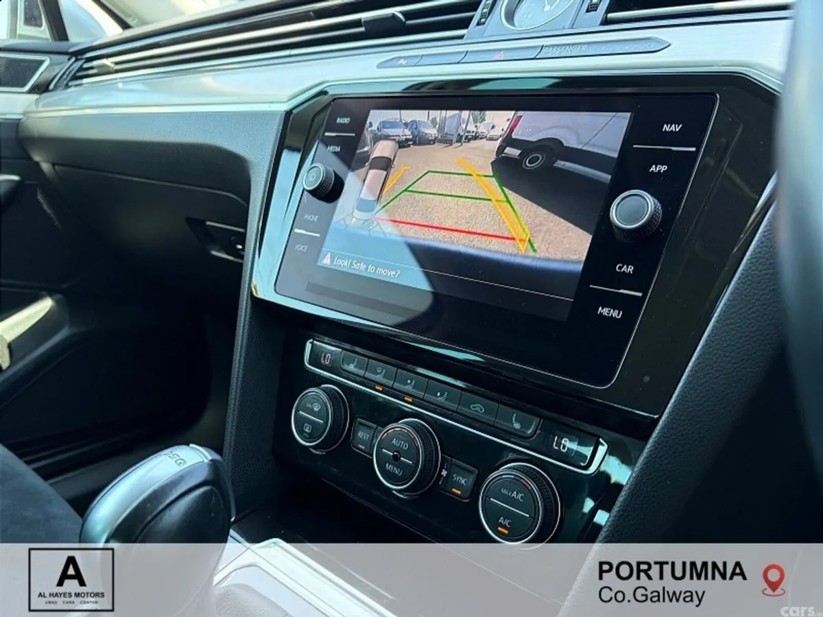 Volkswagen Passat Saloon, Diesel, 2018, Grey