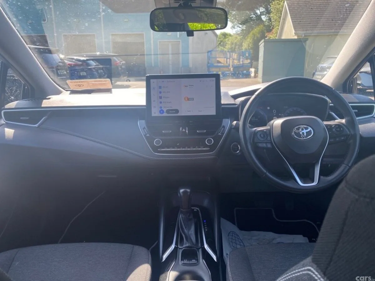 Toyota Corolla Saloon, Petrol Hybrid, 2023, Black