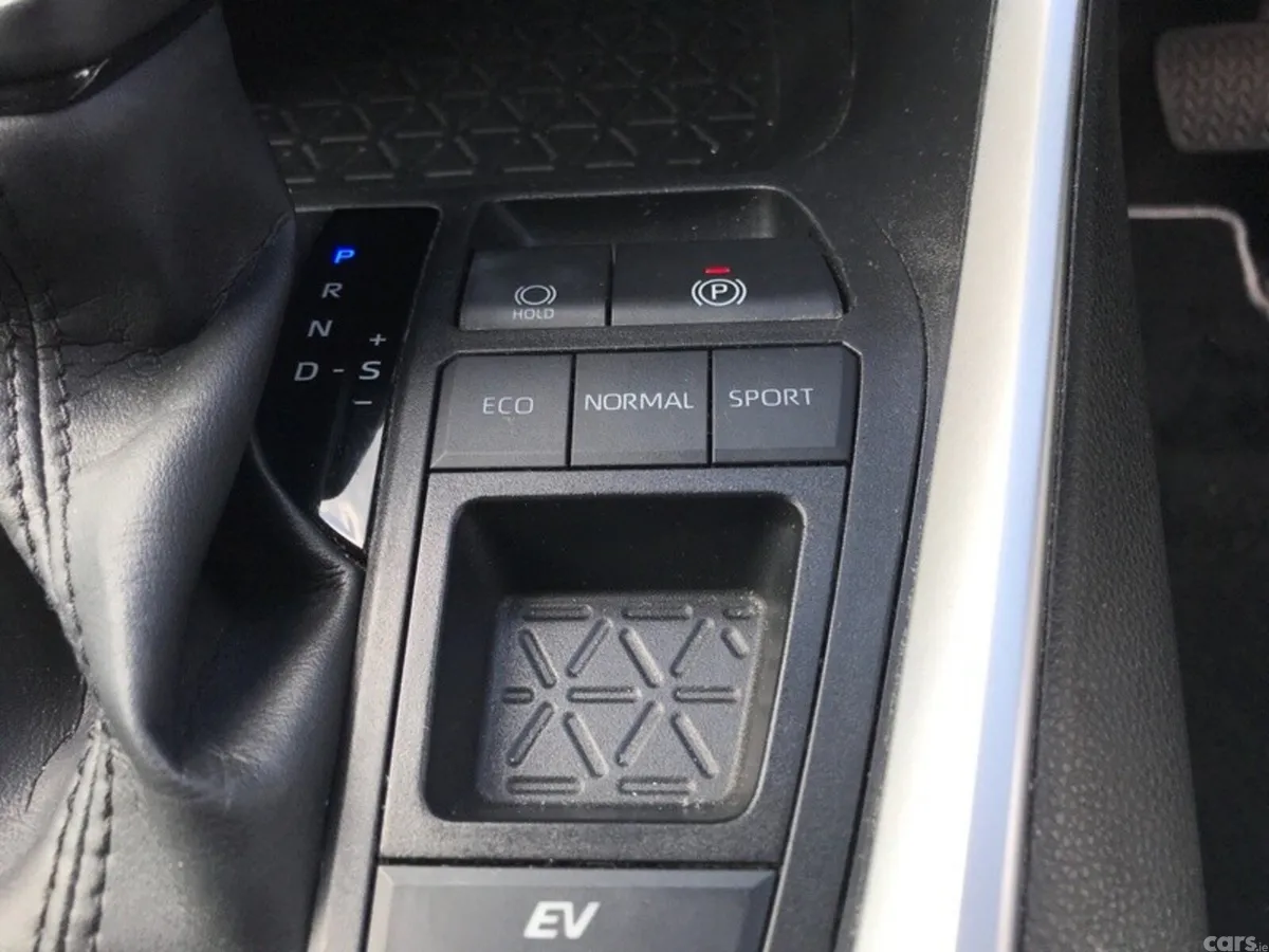 Toyota RAV4 SUV, Petrol Hybrid, 2023, Blue