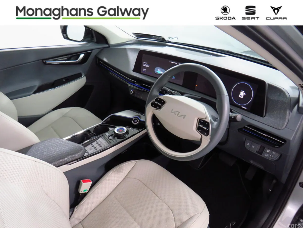 Kia EV6 MPV, Electric, 2022, Grey
