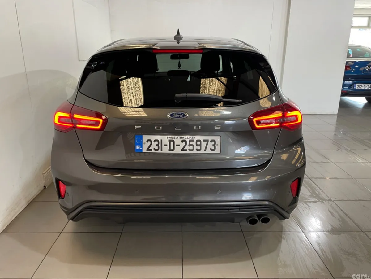 Ford Focus Hatchback, Petrol, 2023, Grey