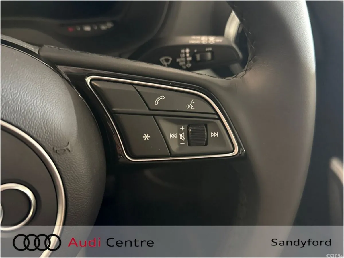 Audi Q2 SUV, Petrol, 2026, White
