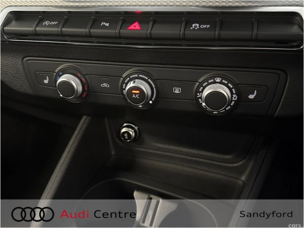 Audi Q2 SUV, Petrol, 2026, White
