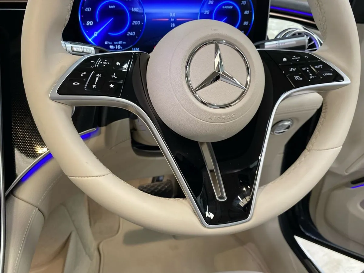 Mercedes-Benz EQS SUV, Electric, 2025, Grey