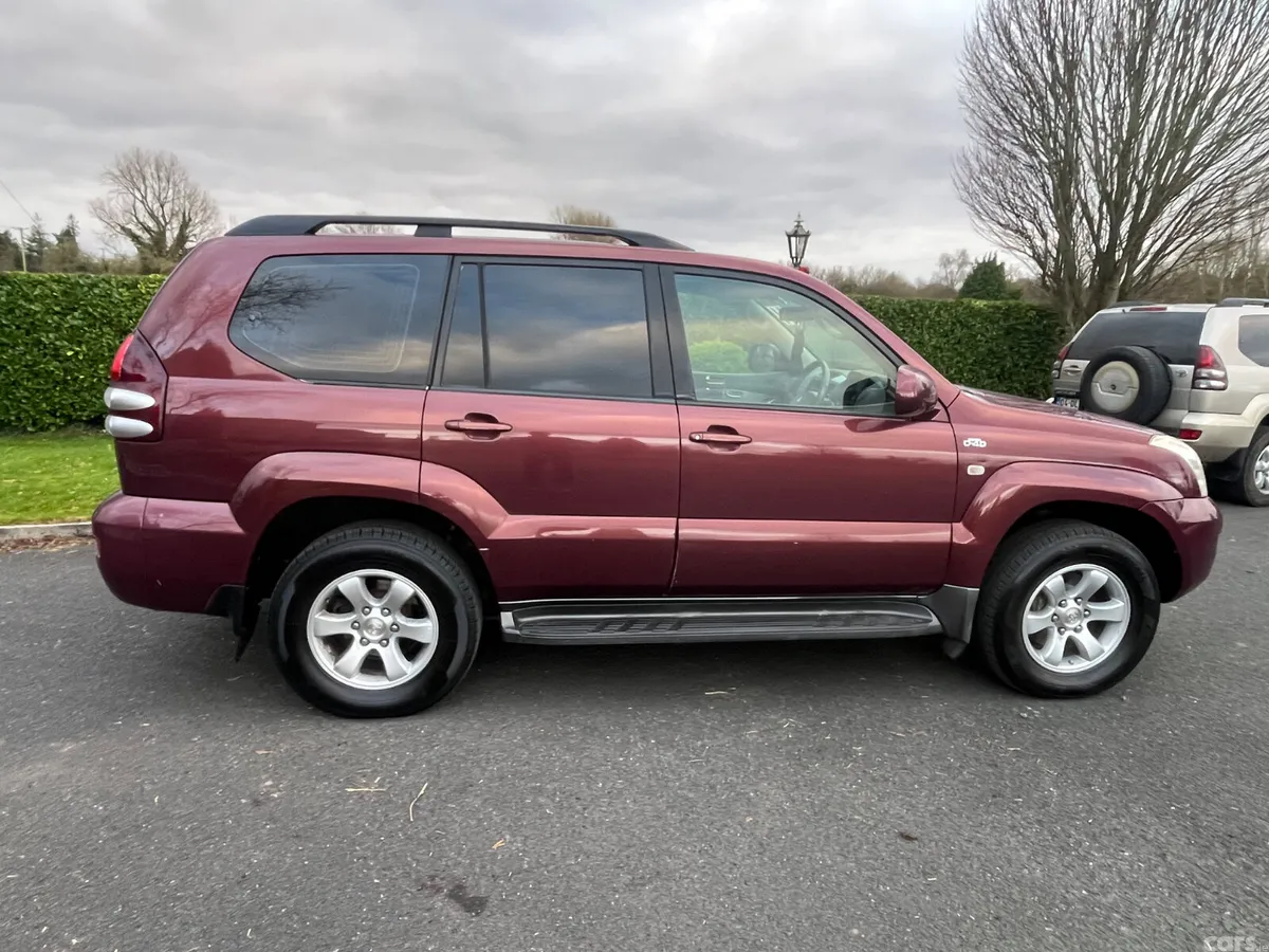 Toyota Land Cruiser SUV, Diesel, 2006, Red