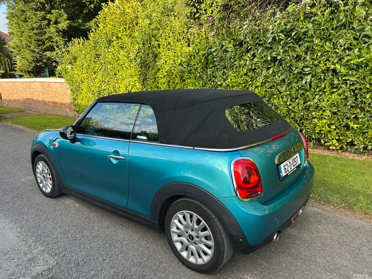 Mini Cooper Convertible, Diesel, 2016, Blue