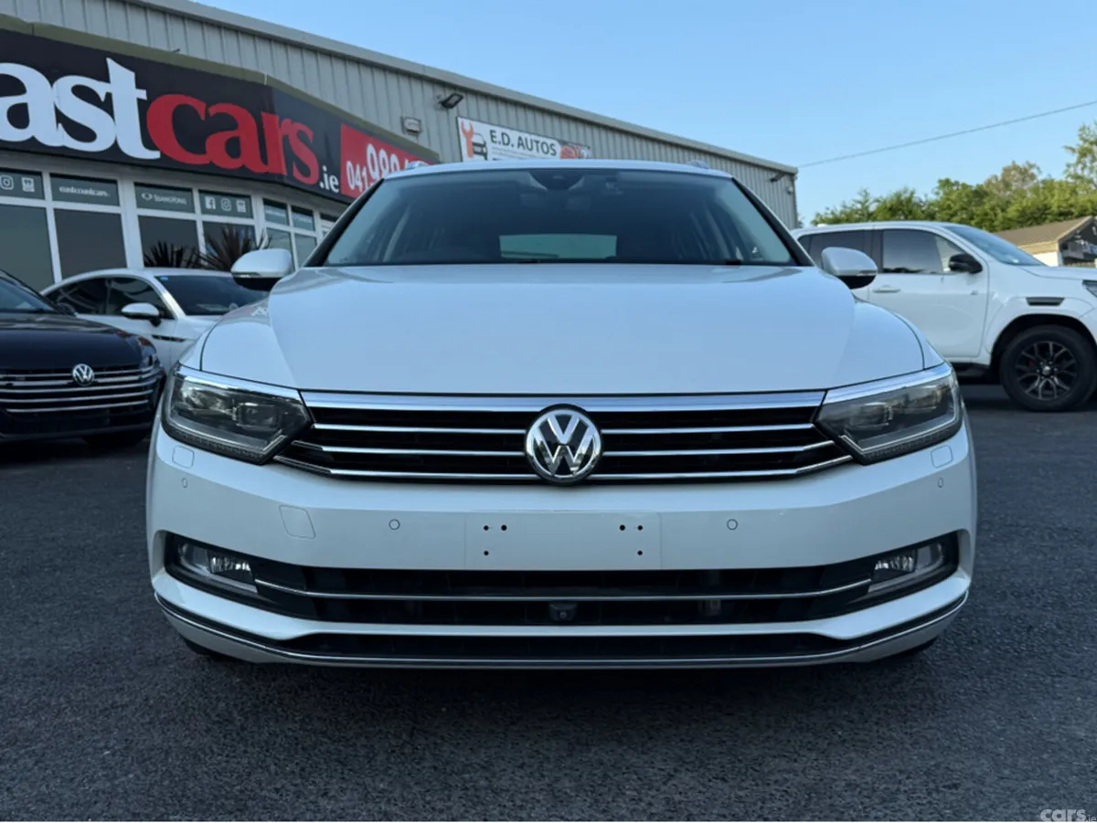 Volkswagen Passat Estate, Diesel, 2018, White