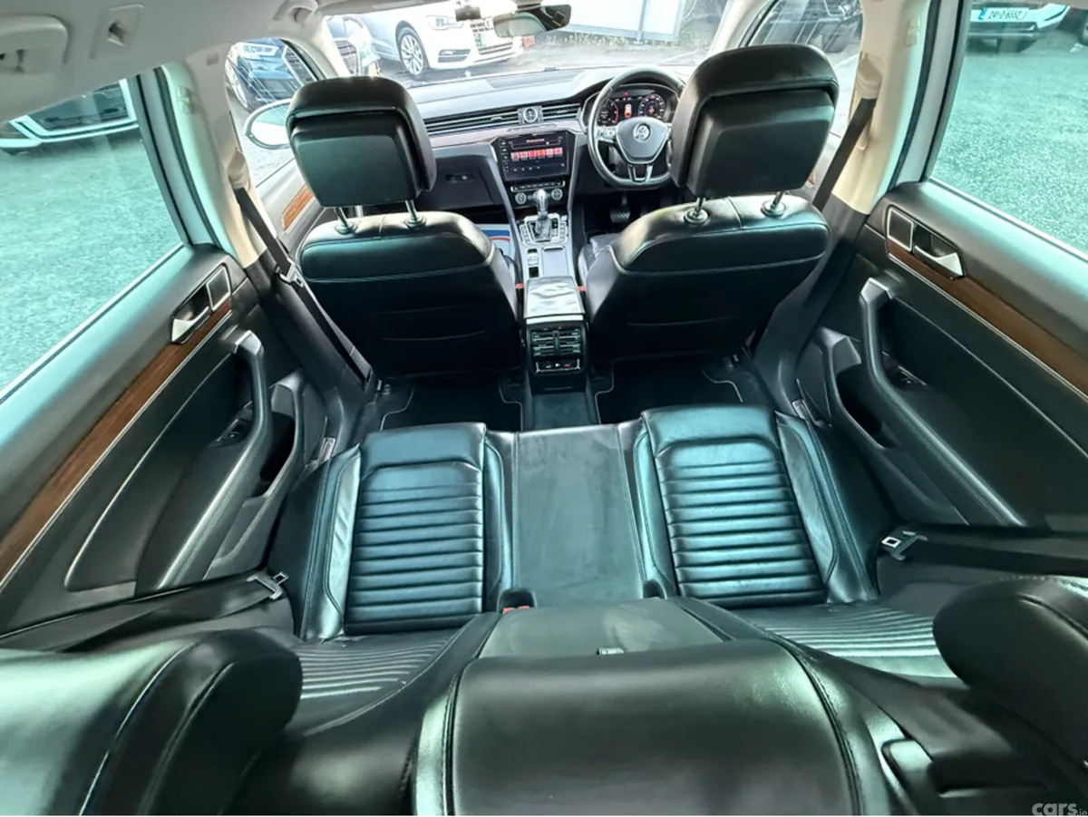 Volkswagen Passat Estate, Diesel, 2018, White