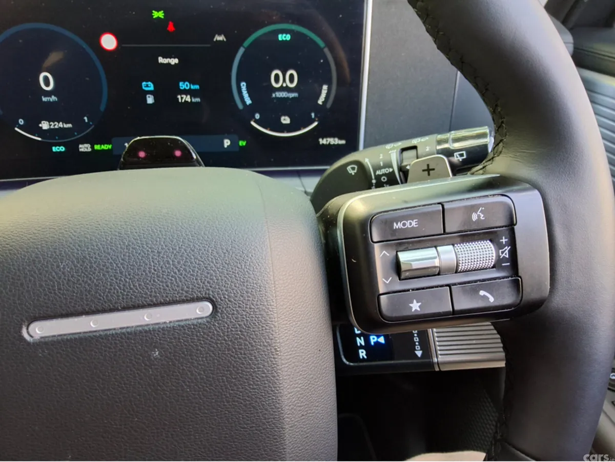 Hyundai Santa Fe SUV, Petrol Plug-in Hybrid, 2025, Grey