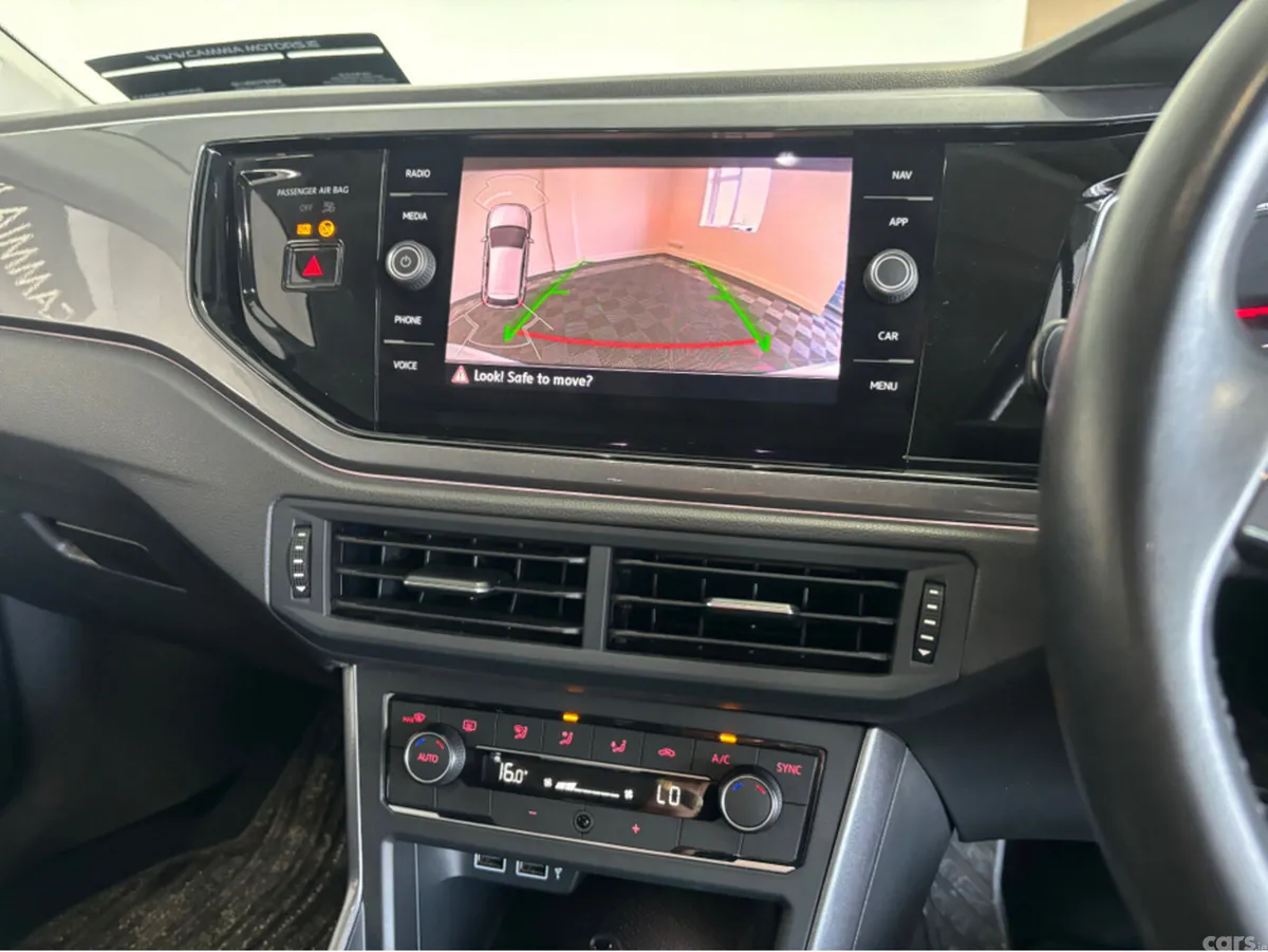 Volkswagen Polo Hatchback, Petrol, 2019, White