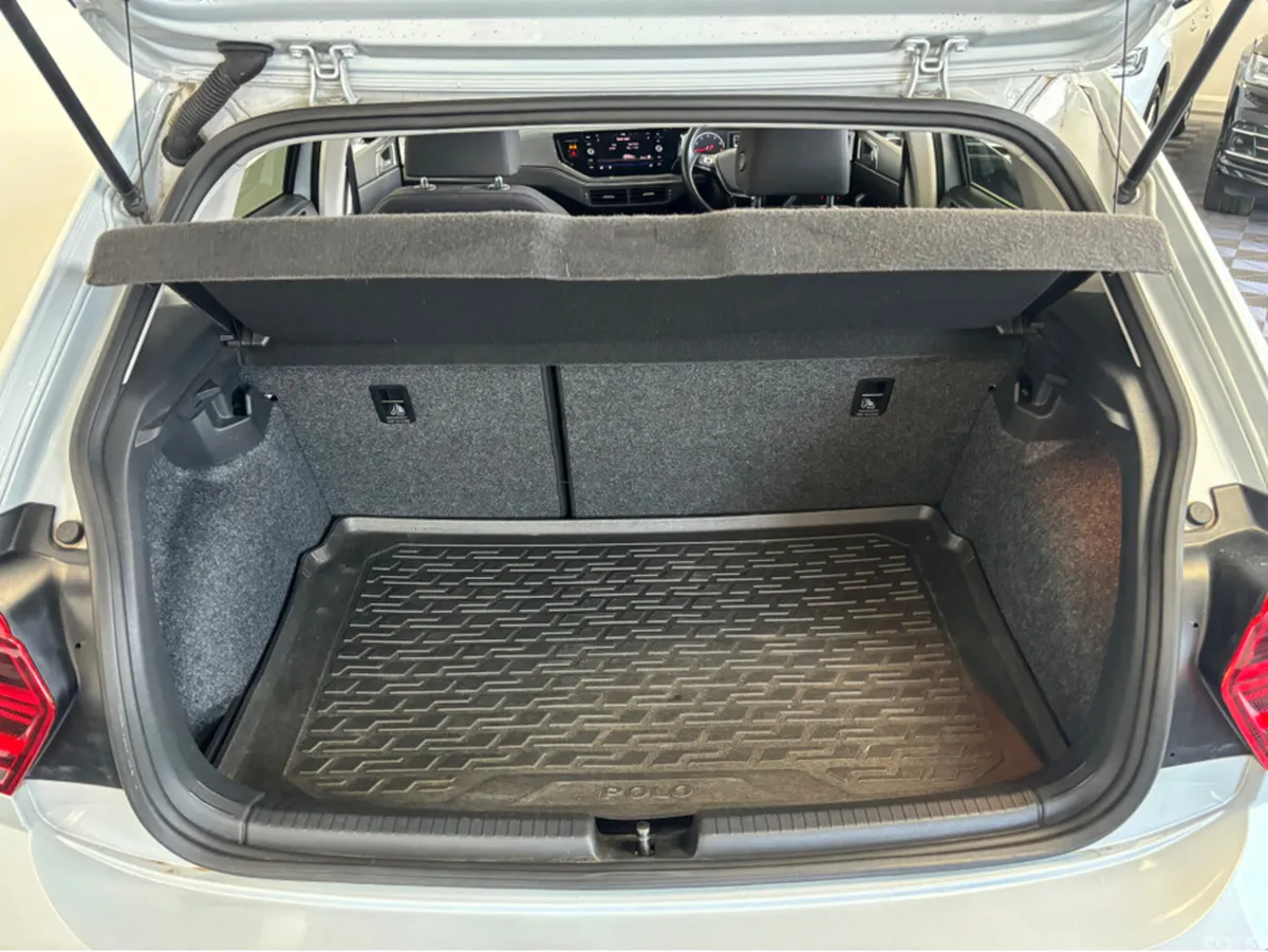 Volkswagen Polo Hatchback, Petrol, 2019, White